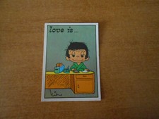 FIGURINA LOVE IS... - L'AMORE