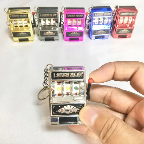 Simple fashion trend keychain - trend,