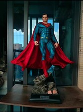 Statua personaggio Justice