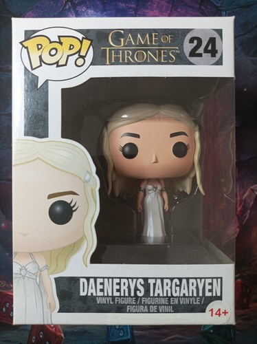 Daenerys targaryen figurine - daenerys, 24