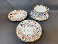 Lot de 3 soucoupe et 1 tasse