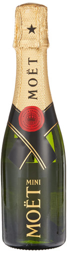 Moet chandon champagne - chandon,