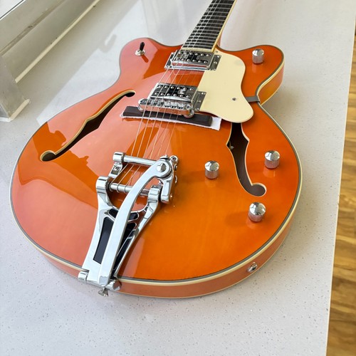 Chitarra elettrica stile - , jazz
