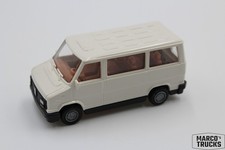 Pralina Fiat Ducato minibus