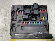 SCATOLA PORTA FUSIBILI PER