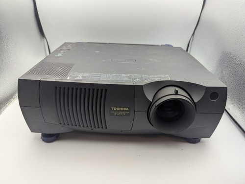 Proiettore toshiba tlp711 solo - tlp711,