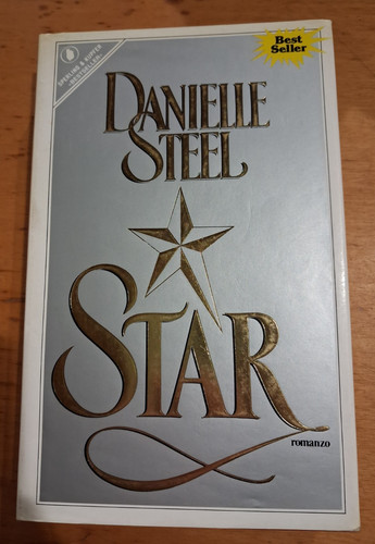 Libro romanzo star - star, danielle