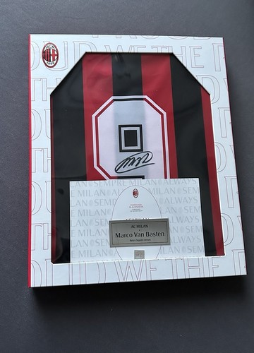 Cofanetto con maglia - con,