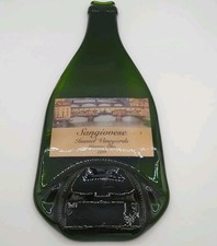 Bottiglia di vino appiattita vintage 1996 vassoio formaggio Sangiovese Immel vigneti vetro artistico