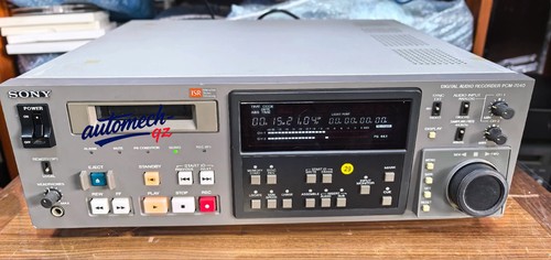 Pezzo usato sony pcm7040 - 1,