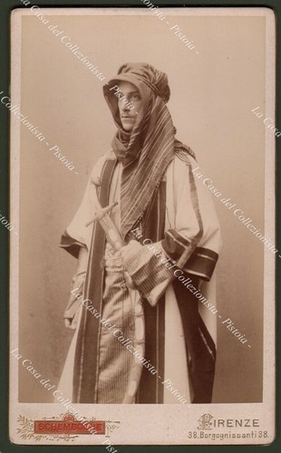 Foto epoca giovane uomo in - giovane,