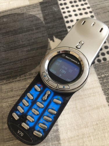 Motorola v70