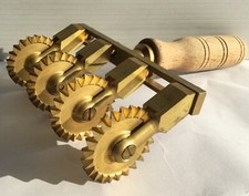 Vecchia rotella pasta multipla