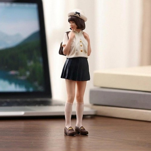 Statuetta miniatura in - in,