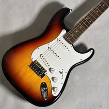 Squier by Fender Affinity Series Stratocaster 3 colori Sunburst