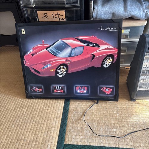 Modello rosso ferrari - ferrari, enzo