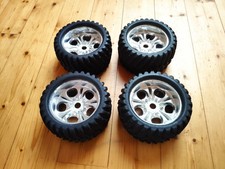 Set ruote CEN Genesis Monster Truck 1:8 pneumatici top bruciatori