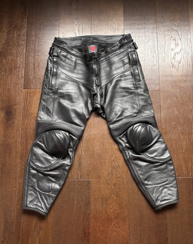 Pantalone pelle traforata