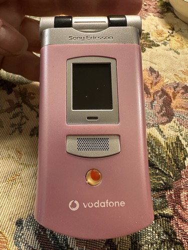 Cellulare anni 2000 - cellulare, sony