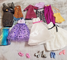 Lotto vestiti scarpe barbie - e,