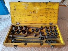 Set di chiavi meccaniche bussole e cricchetto vintage