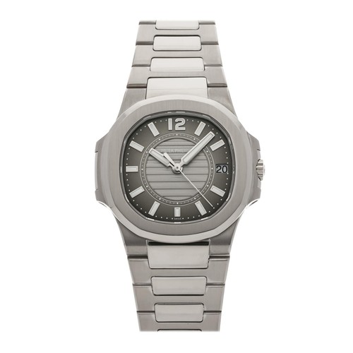 Patek philippe nautilus - nautilus, date