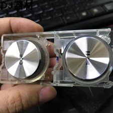 Metal Play Pause Pulsante