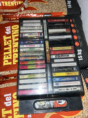 Porta musicassette valigetta - porta, a