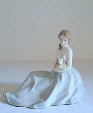 Grande rara statuina