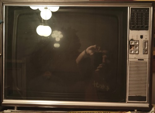 Televisore vintage bianco - bianco, e