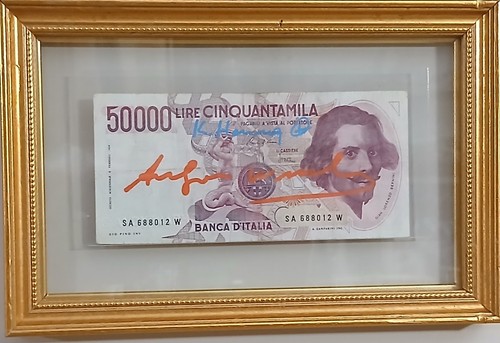 Banconota lire firmata da - in,