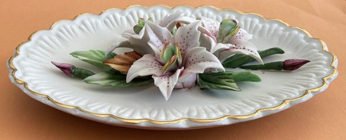 Piatto ovale con fiori