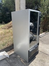 distributore refrigerato di bevande