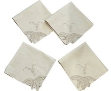QUATTRO tovaglioli in lino con
