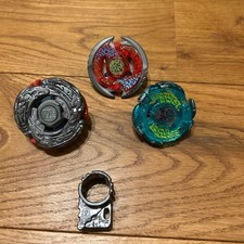 Beyblade giocattolo verde