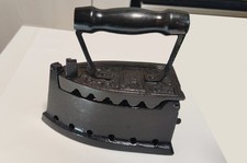 Ferro da stiro a carbone del