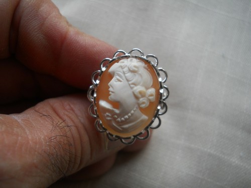 Grande anello con - grande,