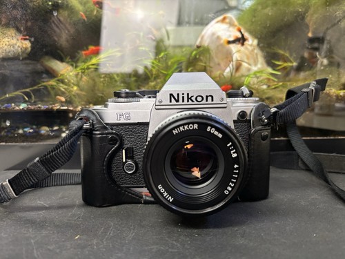 Nikon 35mm film camera - fg,