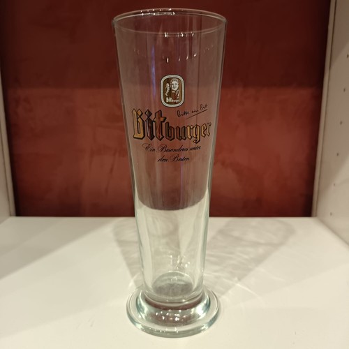 Bicchiere birra bitburger - birra,