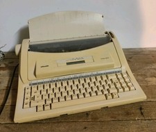 macchina da scrivere olivetti