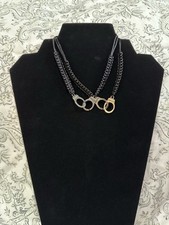 Due bracciali libertà macramè manette 