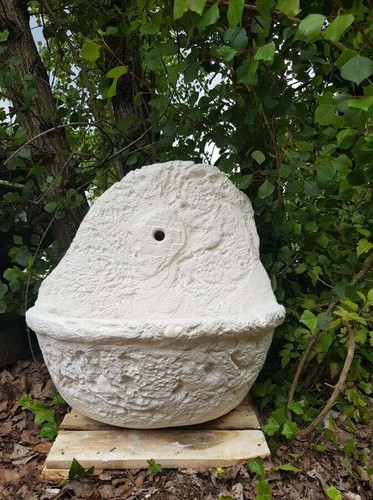 Fontana sospesa pensile muro - pensile, a