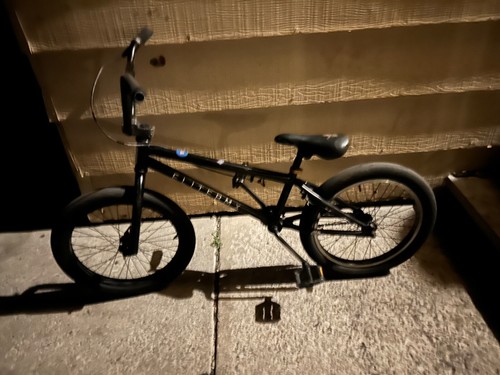 Black bmx bike - ,