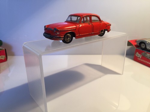 Dinky toys panhard pl17 547 - panhard,
