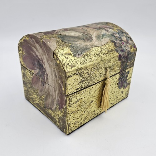 Scatola gobba decoupage fatta