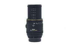 Sigma 70mm F2.8 DG Macro HSM -