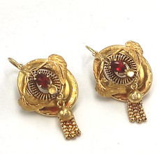 Orecchini antichi tradizionali