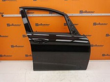 Porta destra anteriore 668