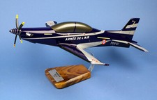 Aeronautica Militare Francese Pilatus PC-21 Trainer 709-BI Modello Scrivania 1/24 AV Aereo