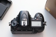 Nikon D7200, 73150 scatti